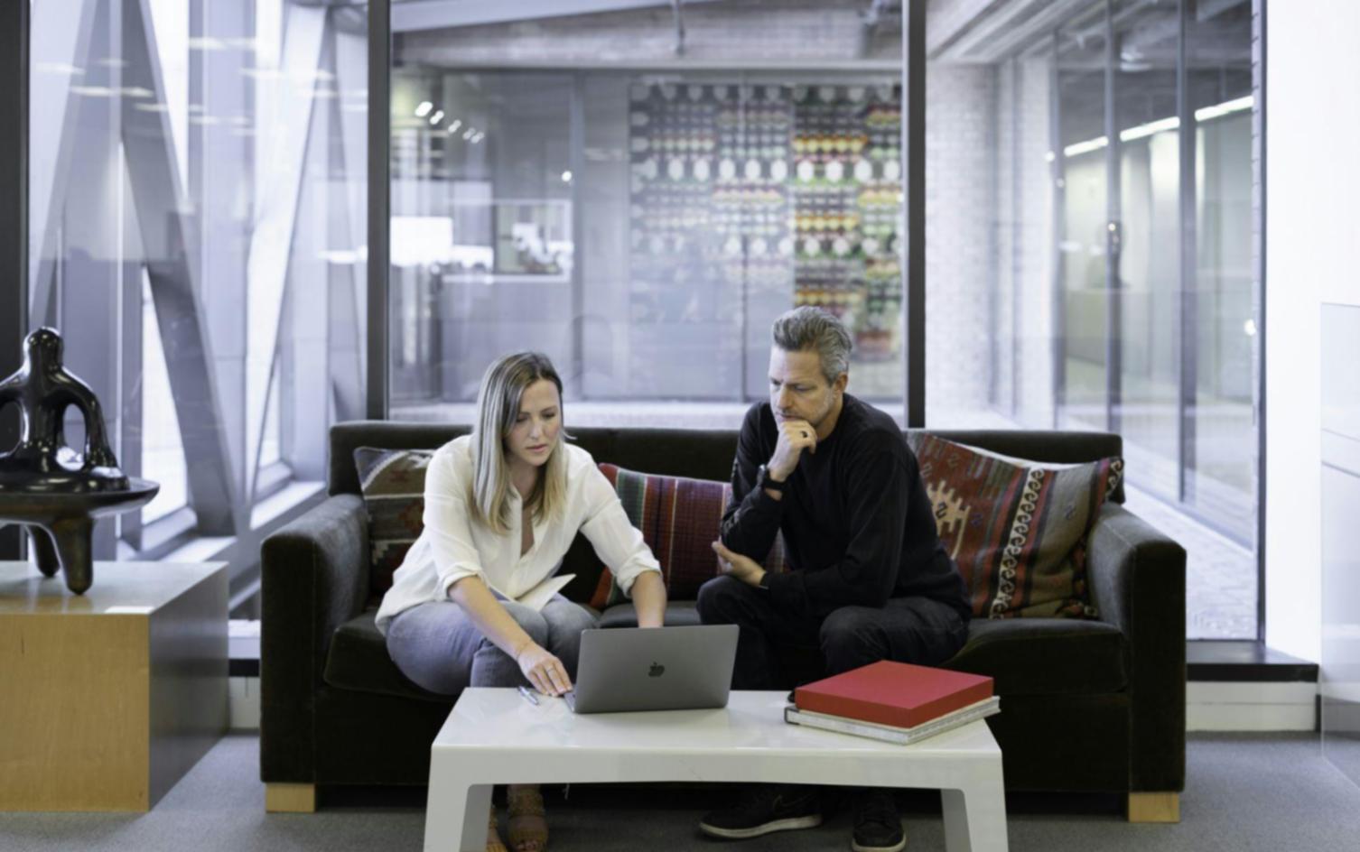 Esplorazione pratica della consapevolezza attraverso elementi sonori