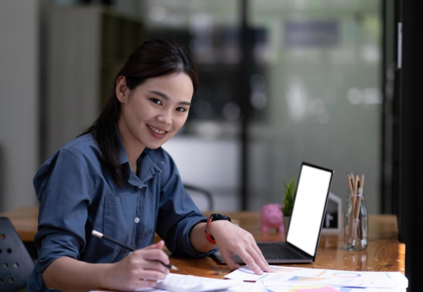 Tecniche di improvvisazione per l'espressione emotiva autentica